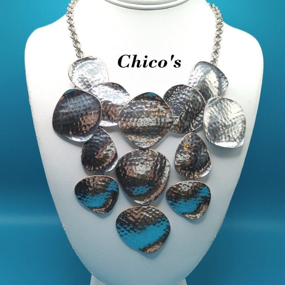 Chico's Hammered Metal Bib Necklace, Silver Tone, 19 1/2 Inches, Reflective